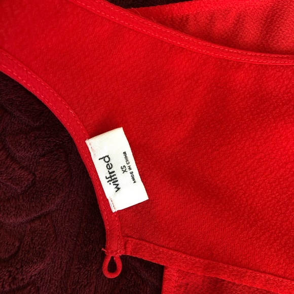 Aritzia Wilfred top - Picture 7 of 7